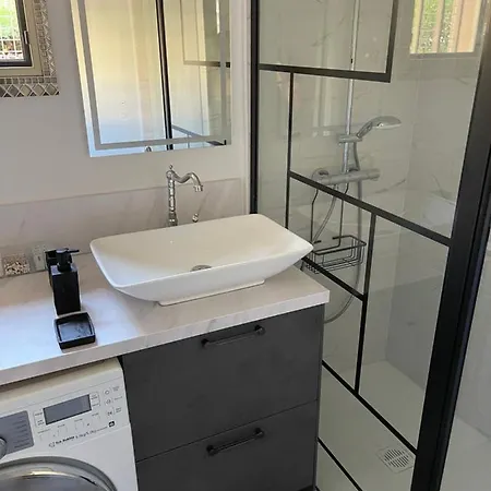Merazur Apartment *